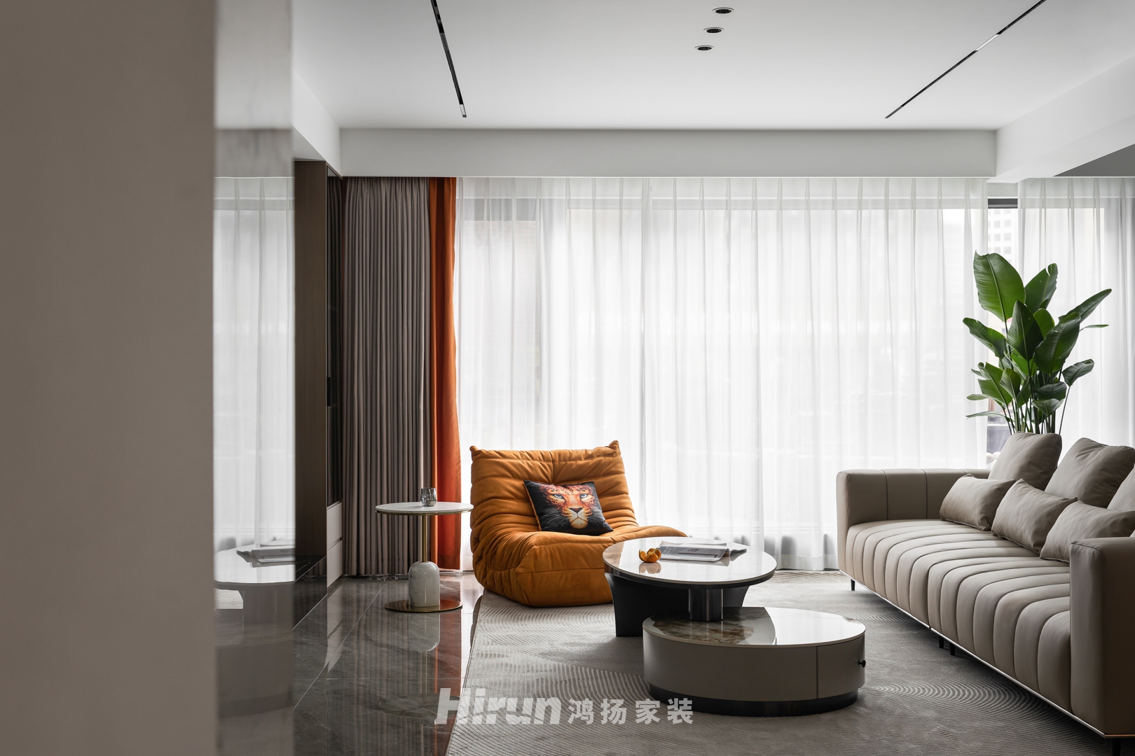 潤(rùn)和湘江天地230㎡新裝飾主義復(fù)式 裝修案例實(shí)景圖-2