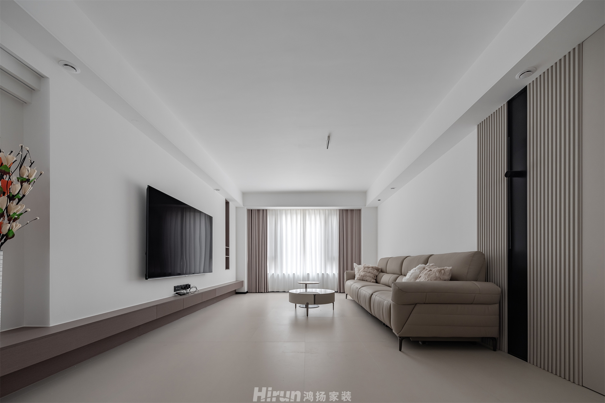 經(jīng)澤星都130㎡雅致現(xiàn)代三居室 裝修案例實(shí)景圖-3