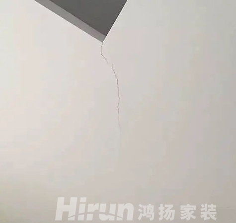 吊頂易開裂？吊頂裝修注意事項(xiàng)